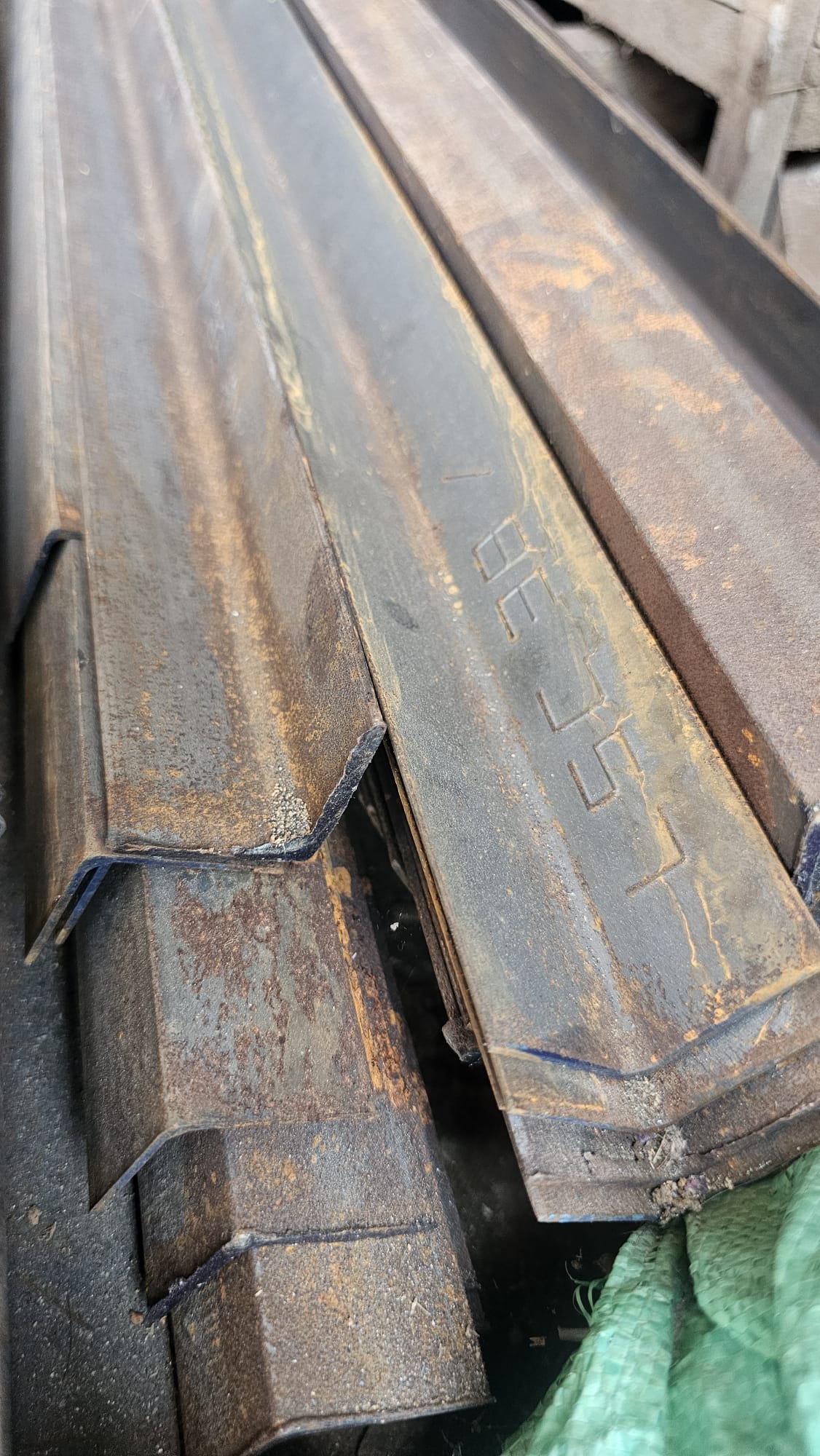 ANGLE BAR 3/16" thk., 1 1/2 x1 1/2
