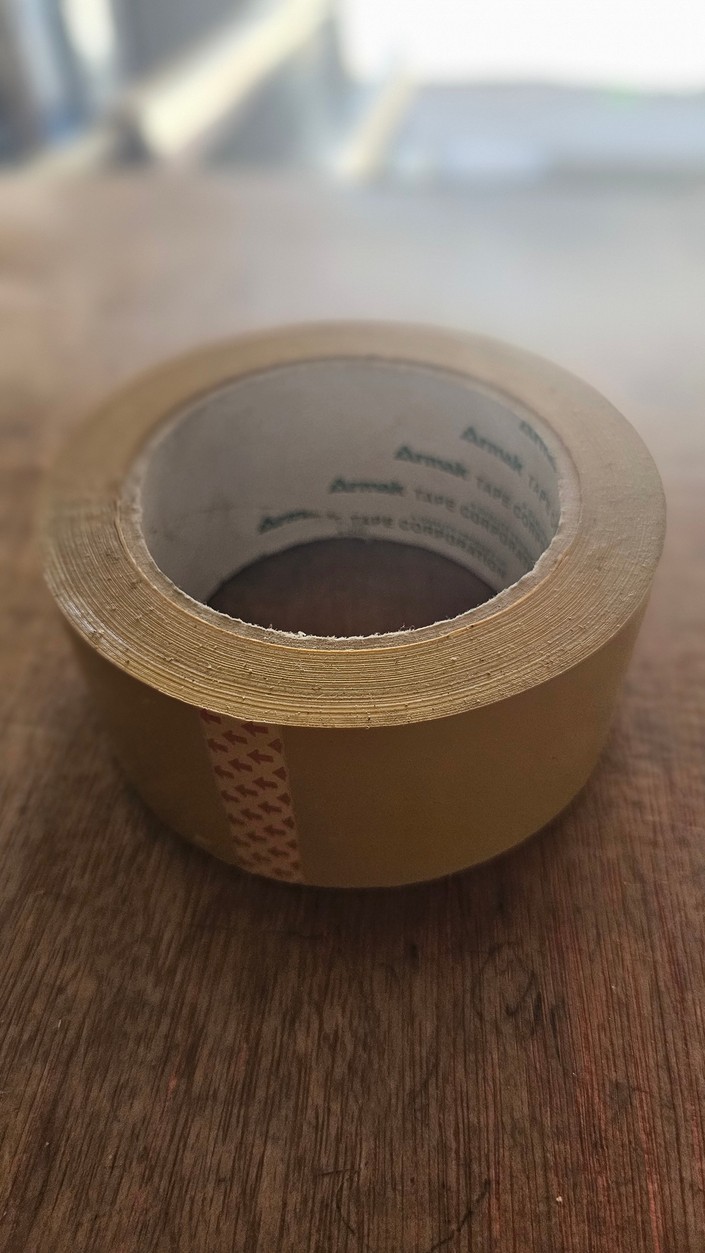 Packing tape long-brown