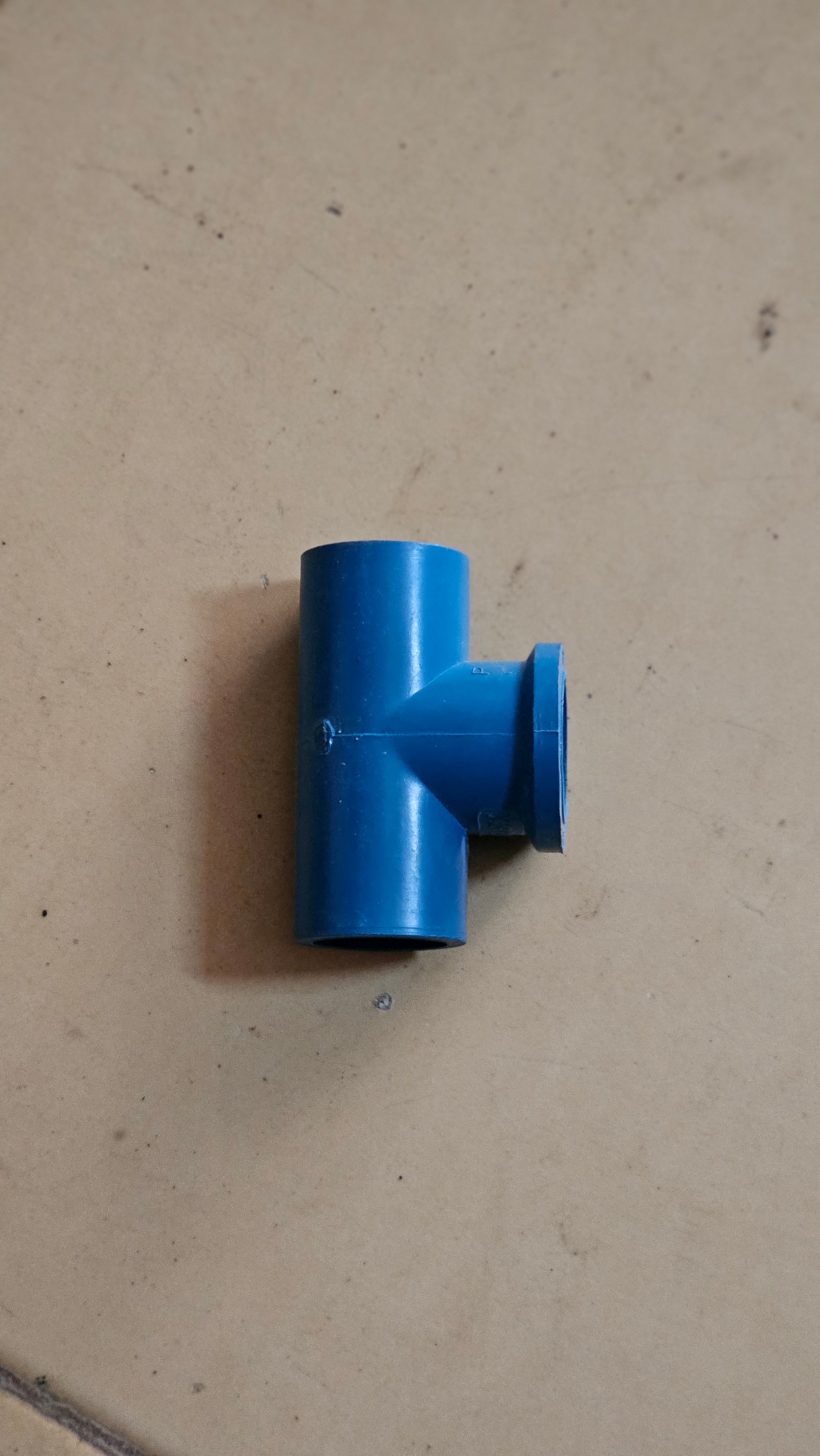 Plumbing Fittings 1/2" TEE W/ THREAD