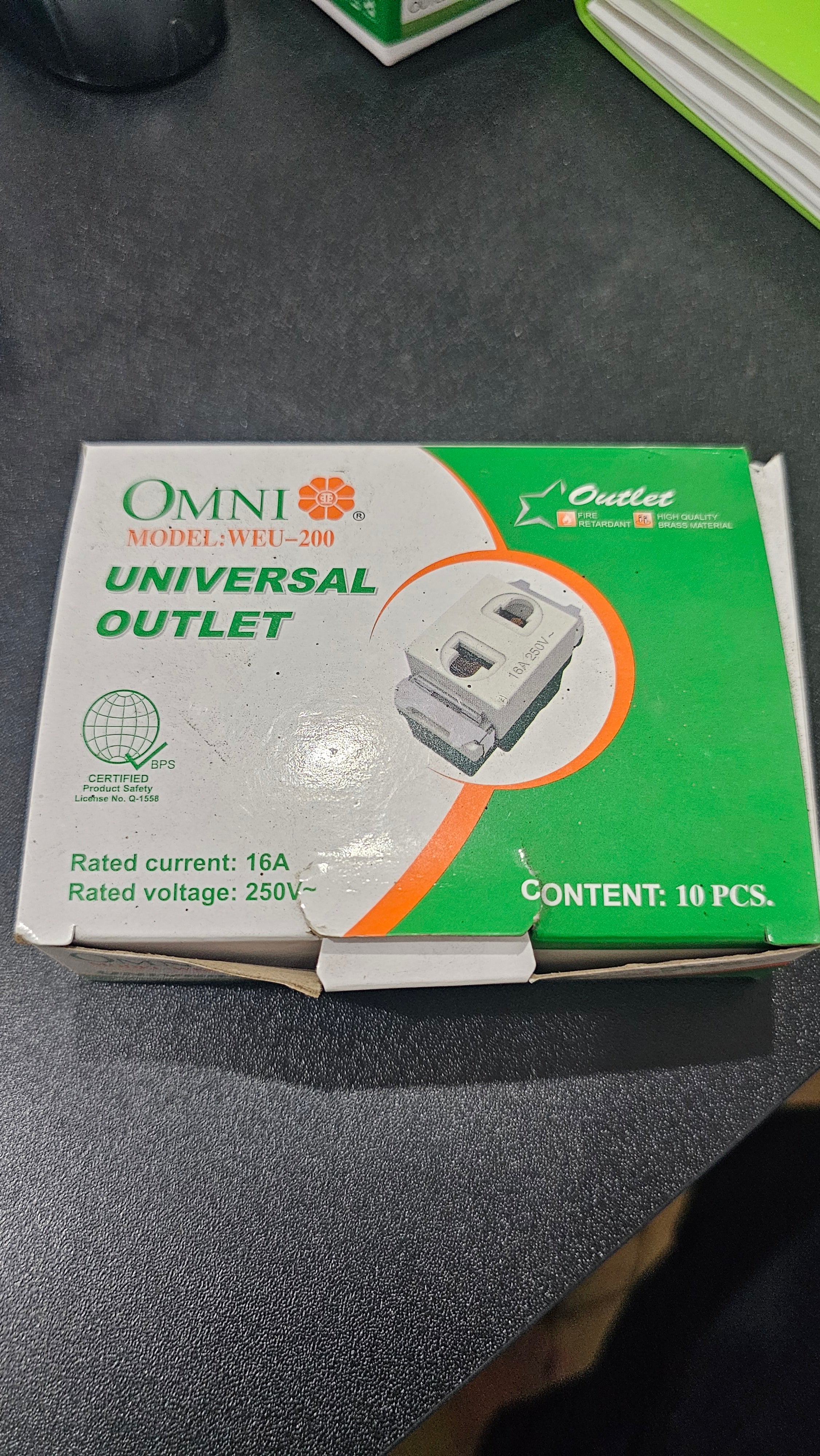 Universal Outlet (OMNI)