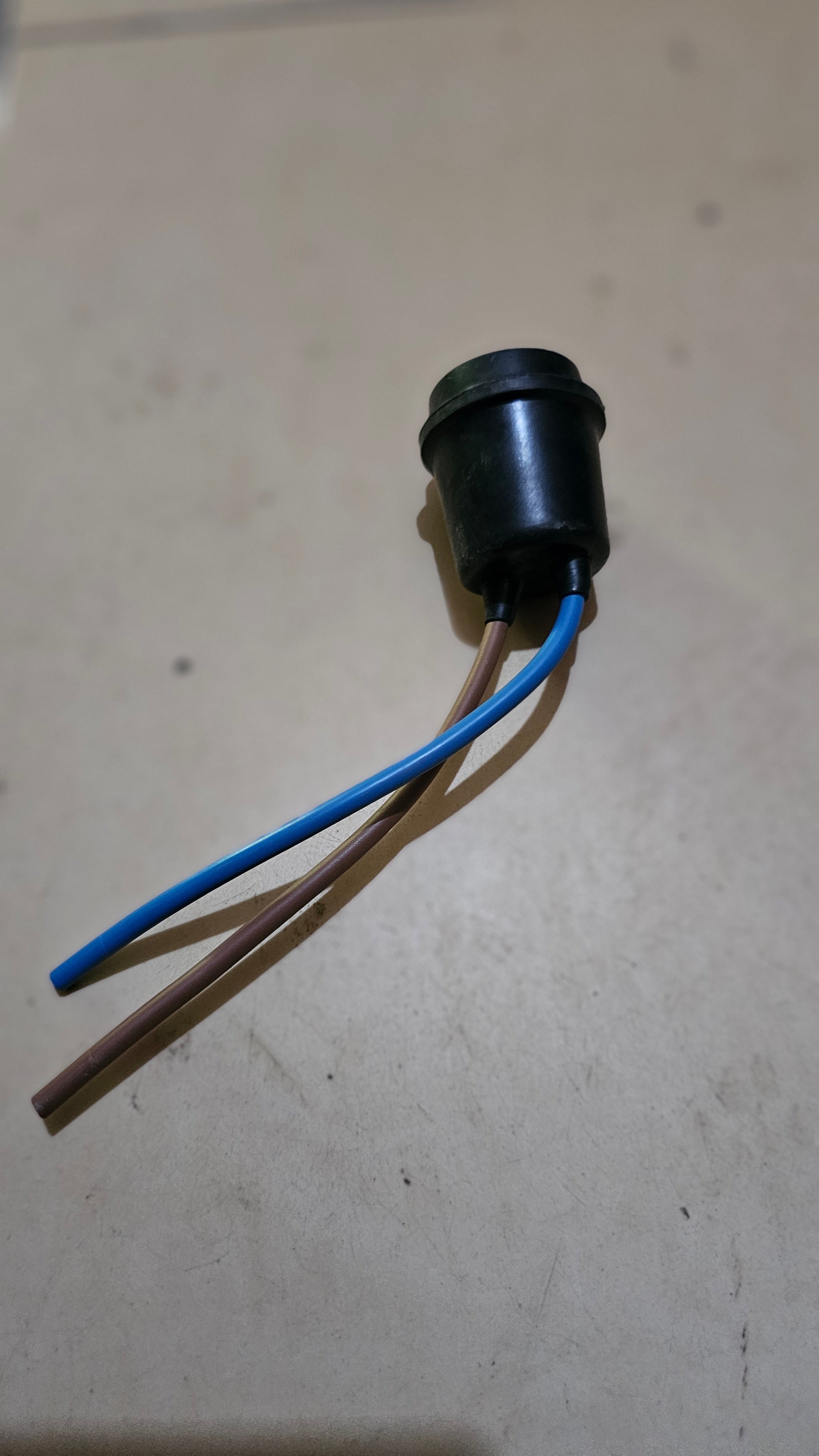 Waterproof rubber socket (OMNI)