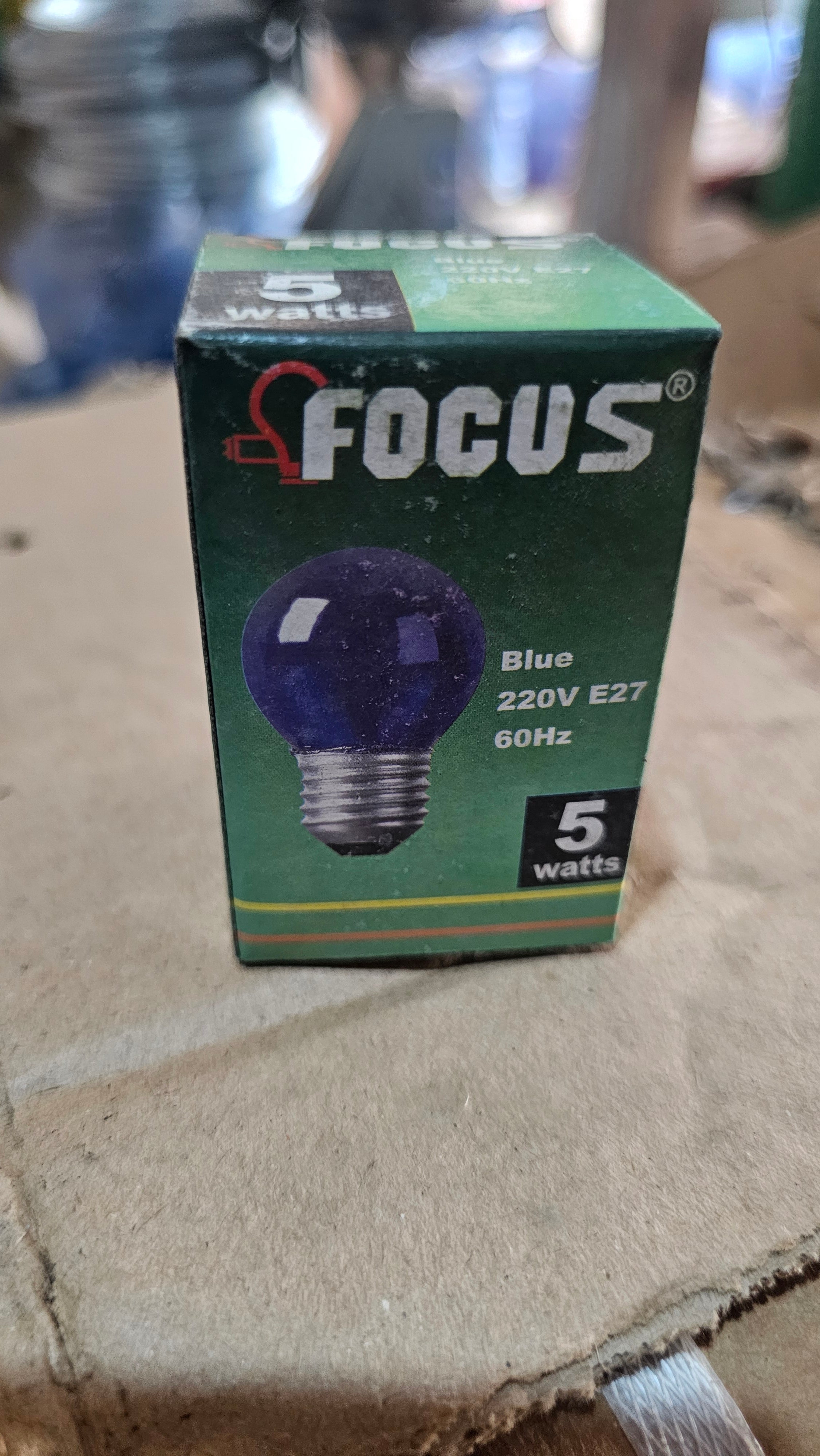 Small colored bulb (FOCUS)